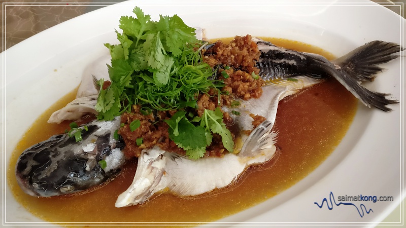 pullman bangsar cny set : 年年有餘廣式蒸巴丁 steamed patin