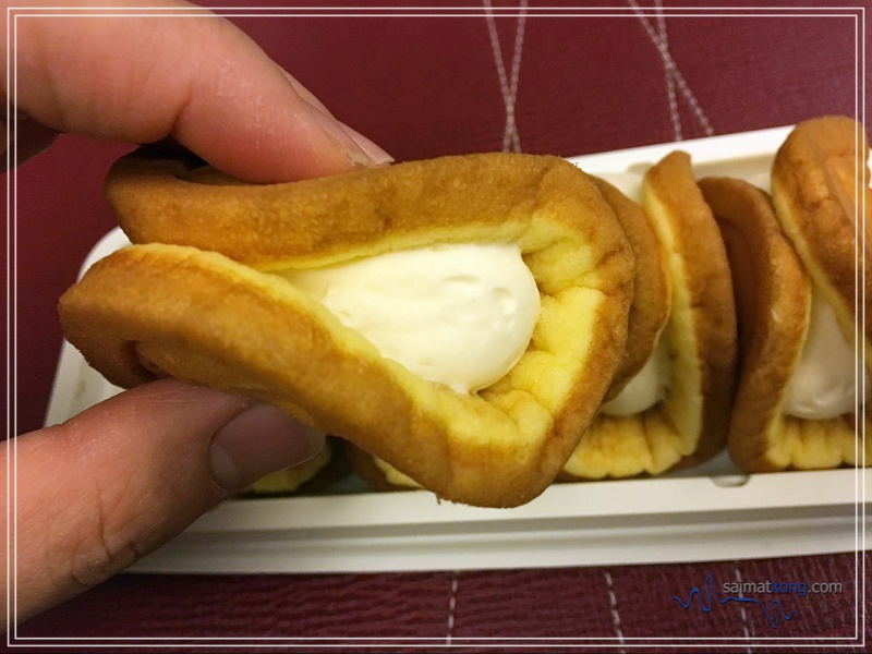 Mouthwatering desserts from Monteur Malaysia -  Can you see that the creamy custard filling is oozing out from the waffle? Yummy!!!