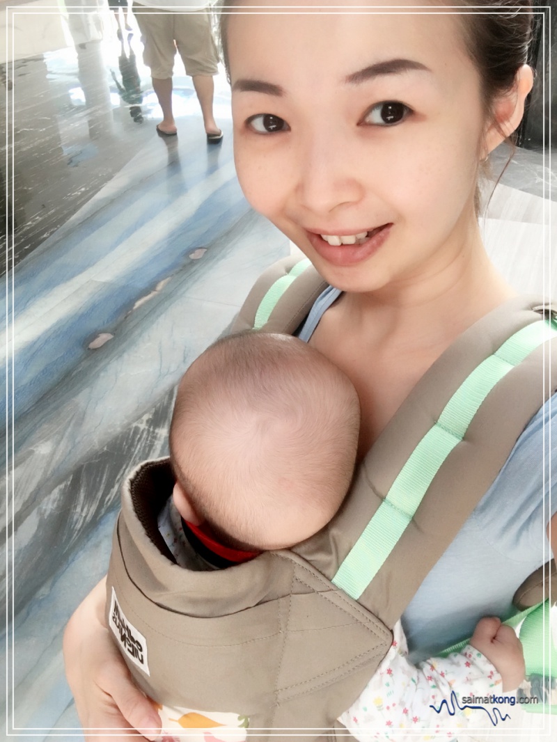 With the EU SPC carrier, I can enjoy my family outings and at the same time keep my baby safe and comfy