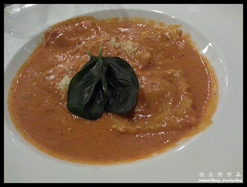 Pumpkin Raviolli in a Light Tomato Sauce : The Gastro Project @ Section 17, PJ