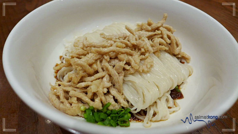 Din Tai Fung Malaysia turns 10 - Fragrant Spring Onion & Shredded Pork Noodle