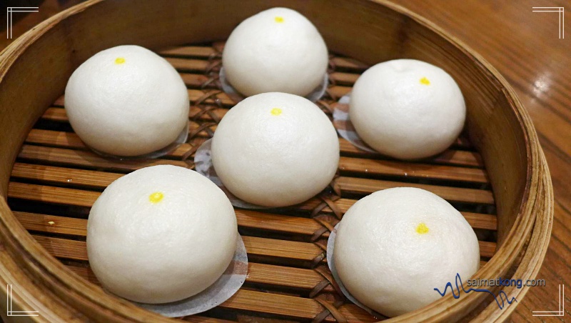 Din Tai Fung Malaysia turns 10 - Mini Golden Custard Egg Bun