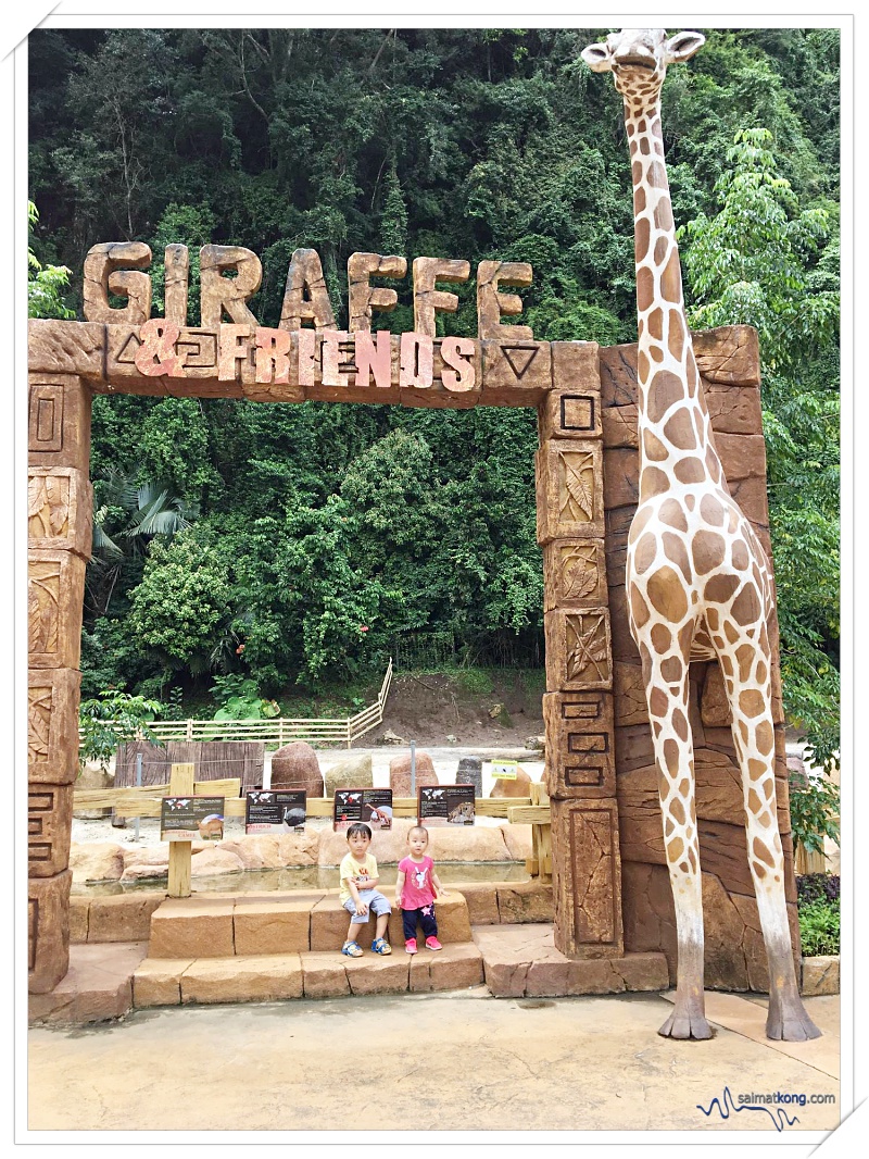 Fun Things To Do @ Lost World Of Tambun, Ipoh - Giraffe & Friends is one of our favorite attractions at Lost World of Tambun.