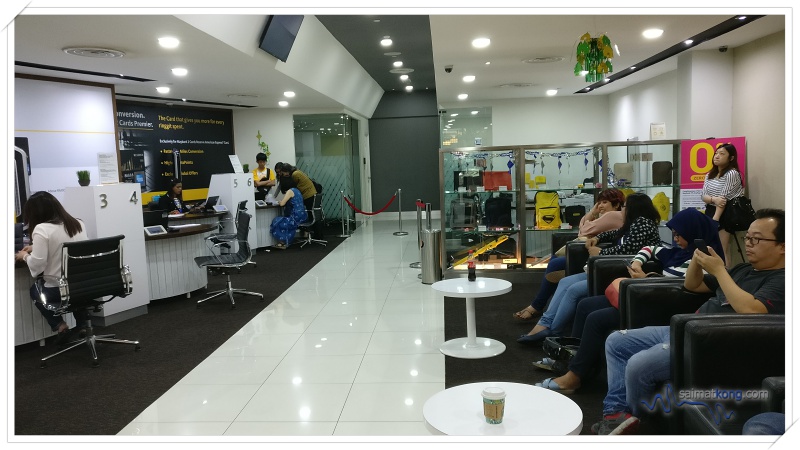 New Conversion Rate of Maybank Treats Points July 2018 - While waiting for my turn…..take photos lo :) 