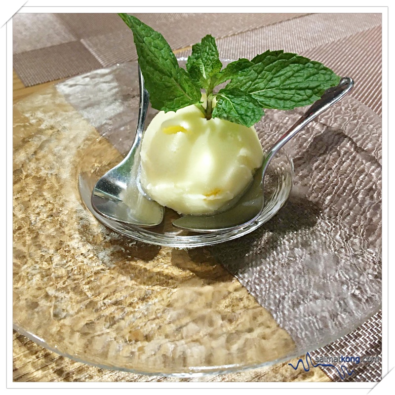 Osaka Kitchen, J’s Gate Dining @ Lot 10 - Ended our set meal with dessert : Yuzu sorbet .