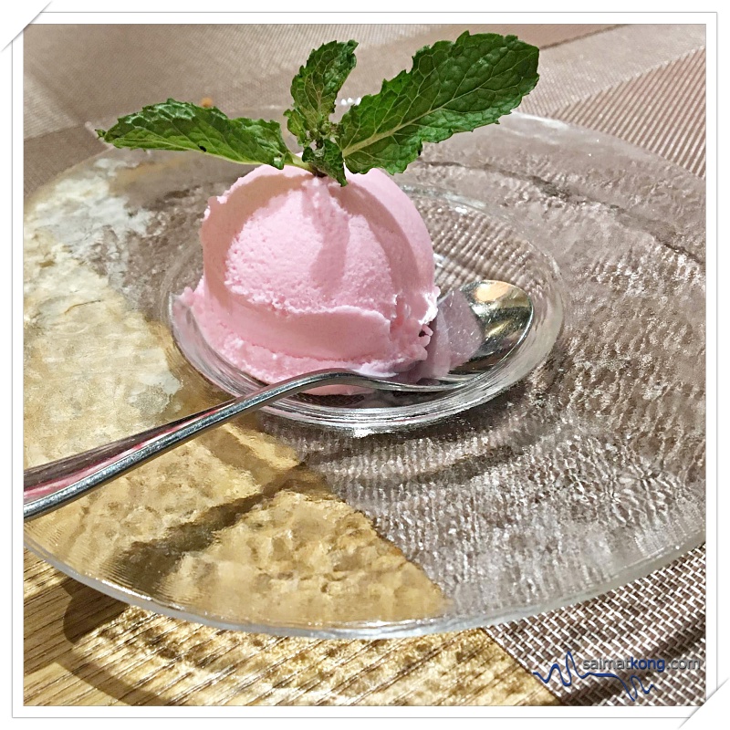 Osaka Kitchen, J’s Gate Dining @ Lot 10 - Ended our set meal with dessert : Strawberry sorbet .