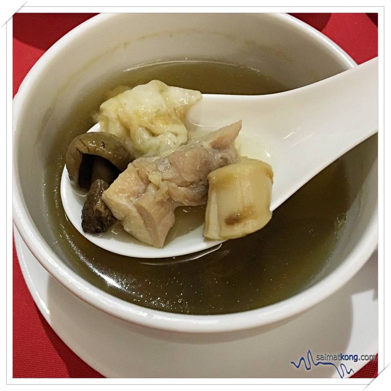 Celebrate The Year of Pig @ Oriental Chinese Cuisine, Pullman Kuala Lumpur Bangsar - Double-Boiled Soup with Dry Scallop, Fish Maw and Wild Red Mushroom (野红菇干贝花胶炖鸡汤)