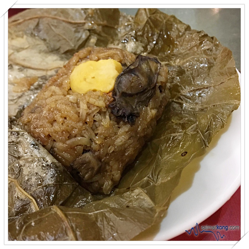 Celebrate The Year of Pig @ Oriental Chinese Cuisine, Pullman Kuala Lumpur Bangsar - Sumptuous Waxed Duck with Smoked Oyster Rice wrapped in Lotus Leaves (荷叶烟蚝蒸腊味饭)