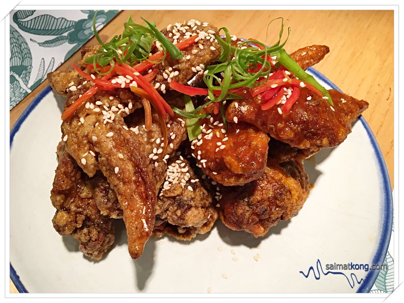 Lou Hei your way into the New Year @ Delicious Restaurant - Korean Fried Chicken Wings (RM18) - Glazed with honey and sesame seeds, these flavorful chicken wings has a crispy and crunchy texture. 