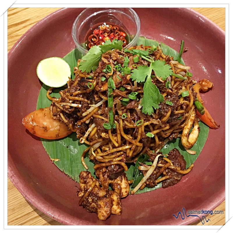 Lou Hei your way into the New Year @ Delicious Restaurant - Mee Goreng Mamak (RM28): Mee Goreng Mamak has always been a popular noodle dish that everyone loves. It’s a fairly simple noodle dish fried with fresh ingredients in mamak style but it’s incredibly delicious. 