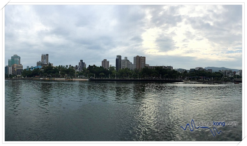 Tainan & Kaoshiung Trip 2018 - Evening stroll along Love River in Kaohsiung. 