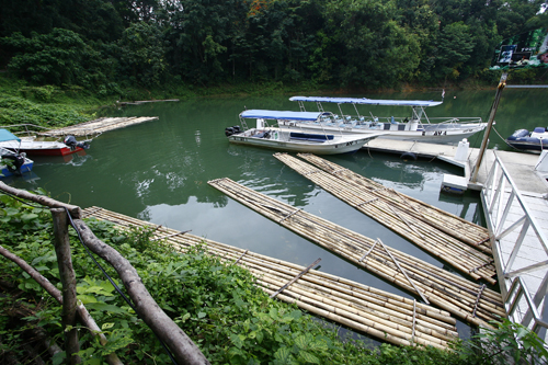 Bambo Rafting : Belum Resort, Pulau Banding, Perak