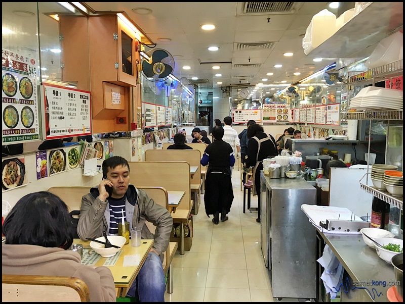 Hou Hou Cha Chaan Teng 好好茶餐廳 : Interior