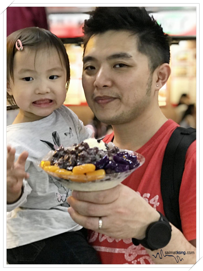 Hong Kong Trip 2019 Play, Eat & Shop - Our sweet ending for the night was shaved ice with red bean, taro balls and jelly.