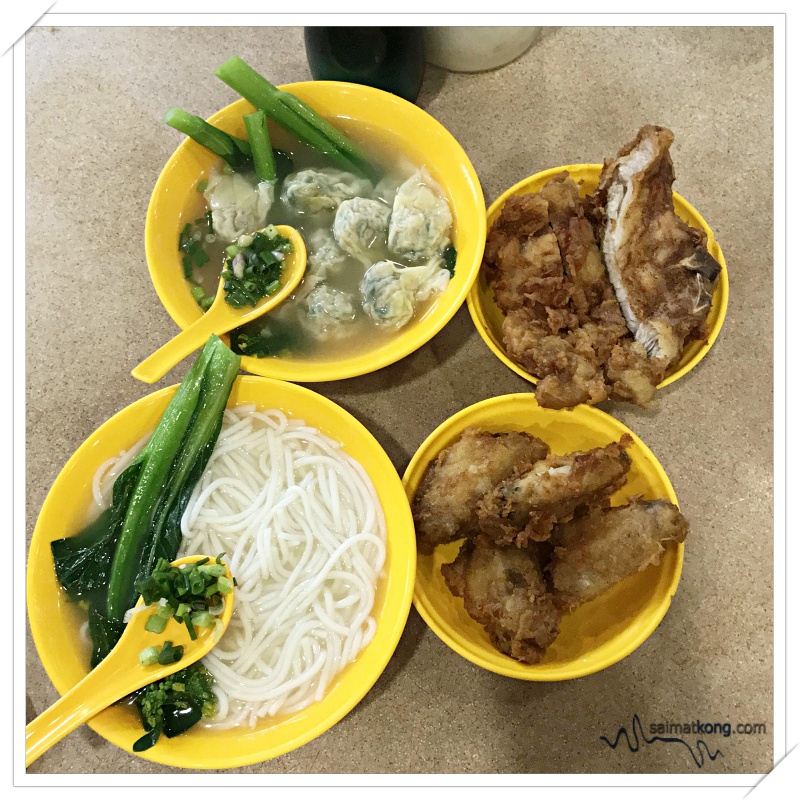 Hong Kong Trip 2019 Play, Eat & Shop - Ordered wanton soup, fried chicken wings, mee suah and pork chop. The kids enjoyed the delicious mee suah. 