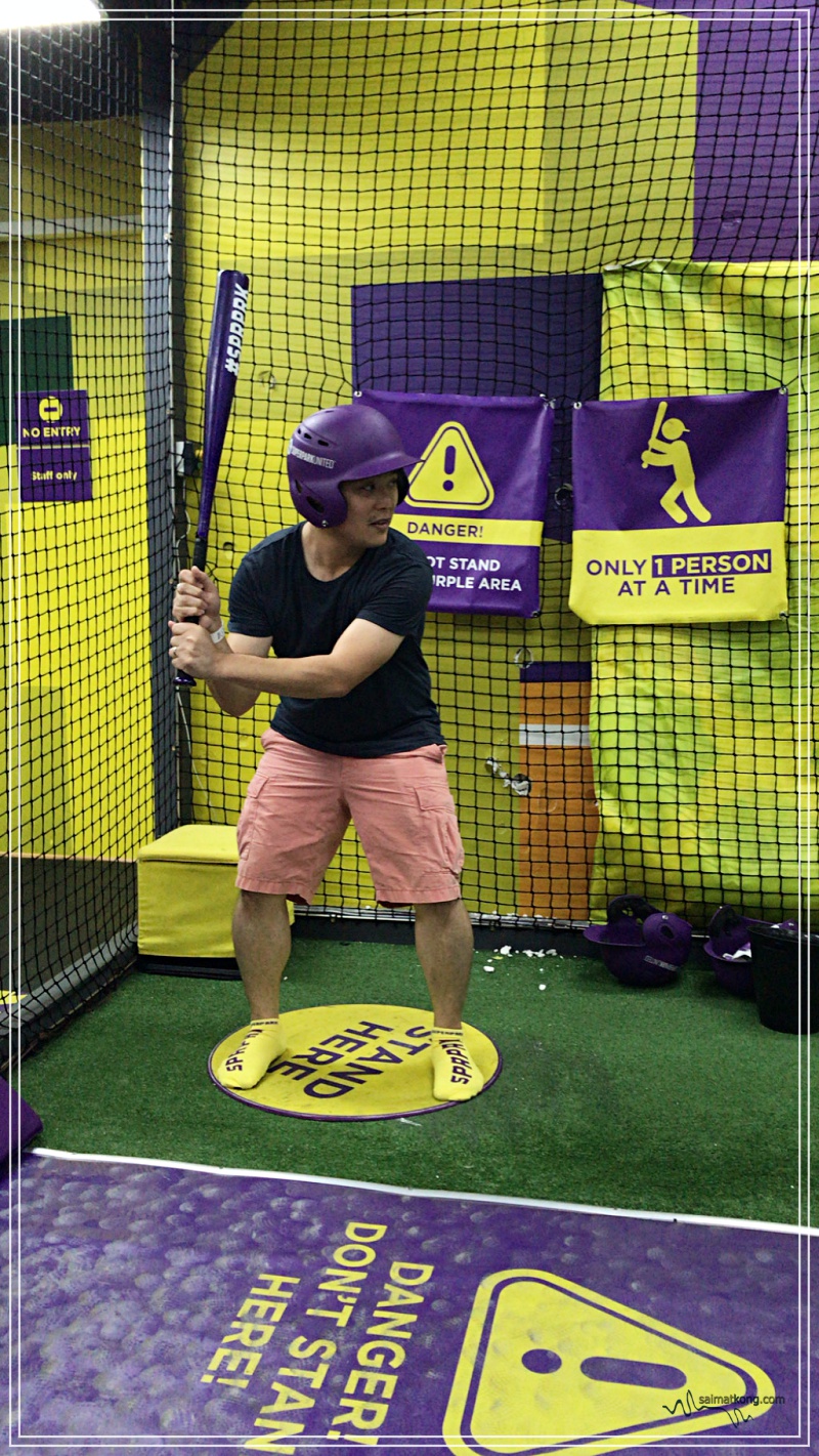Fun Family Day with Kids @ SuperPark Malaysia - Baseball - Here’s the place to practice your swing and see how many balls can you lob before your arms get tired and sore.