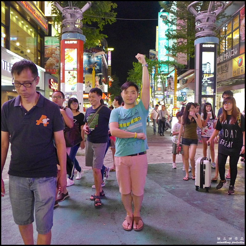 One of the many busy streets in Ximending. There are plenty of food choices around Ximending, so eat till your heart content and be prepared to pile on weight