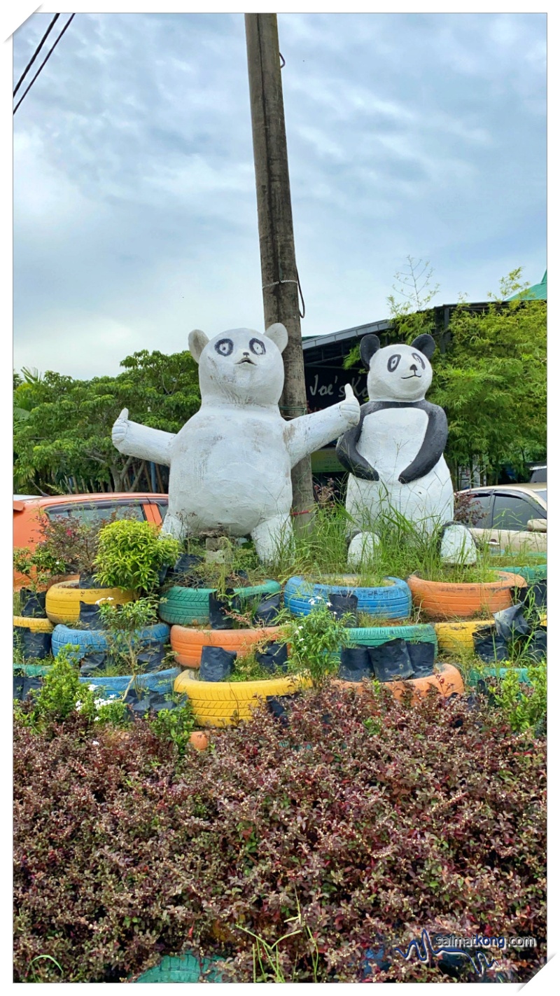 We used to go to play gym, KL Tower mini zoo, Farm in the City and many more before the MCO. Since it’s Malaysia Day and the weather is good, we decided to bring the kids out for some fun farm experience with the animals at Aves World 农的传人 in Semenyih Eco Venture.