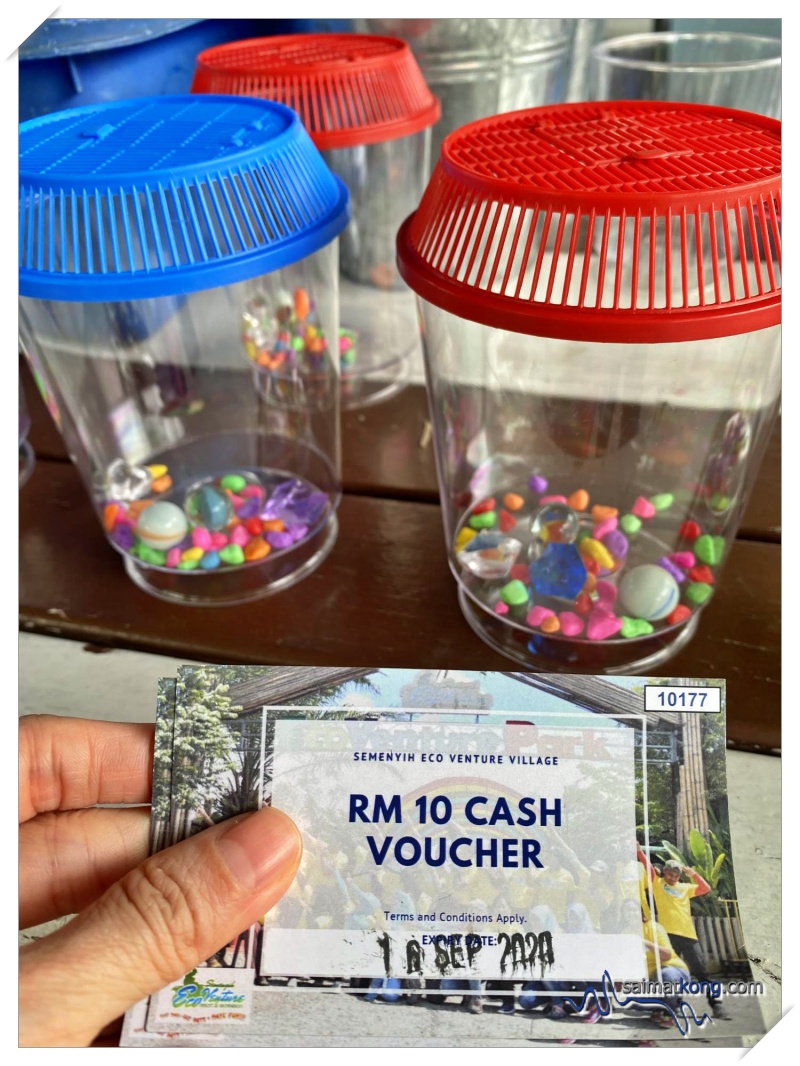 Animal Feeds at RM20/set, Fish Netting Rental at RM5/set and Mini Aquarium at RM10 to bring home 3 fishes.